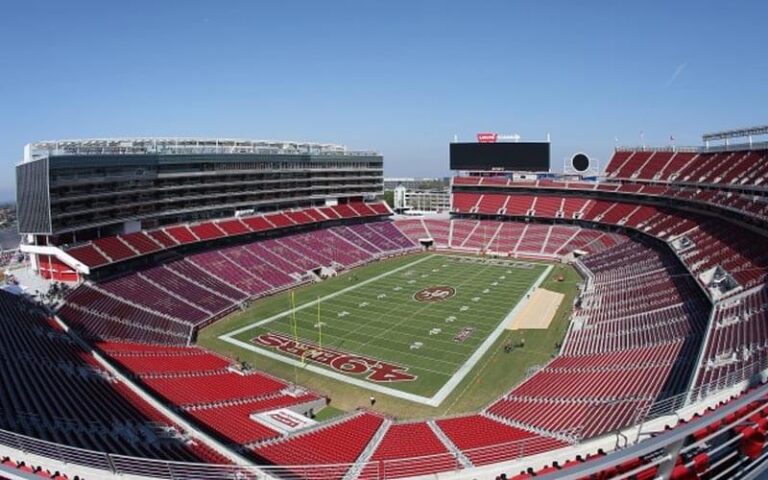 校园足球交,校长与学子,共话广州足,皇冠体育app下载,皇冠体育官网,澳门皇冠体育,bet皇冠体育在线