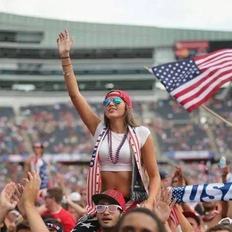 校园足球交,校长与学子,共话广州足,皇冠体育app下载,皇冠体育官网,澳门皇冠体育,bet皇冠体育在线